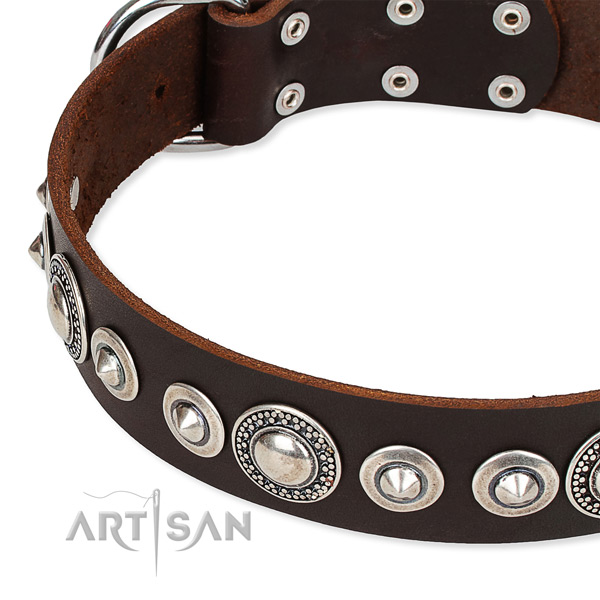 Non-rubbing brown leather dog collar